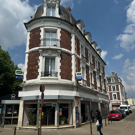 Hotel Etoiles De Mantes Exterior foto